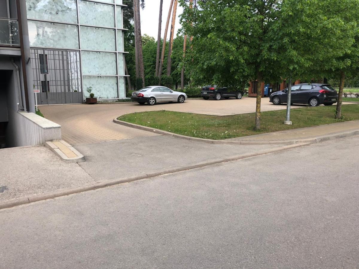 365 Apartment Jurmala Exterior photo